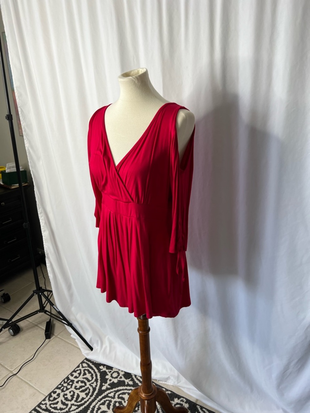 ❤️ Boston Proper Red Surplice Wrap Top | Size M ❤️ - Picture 2 of 12